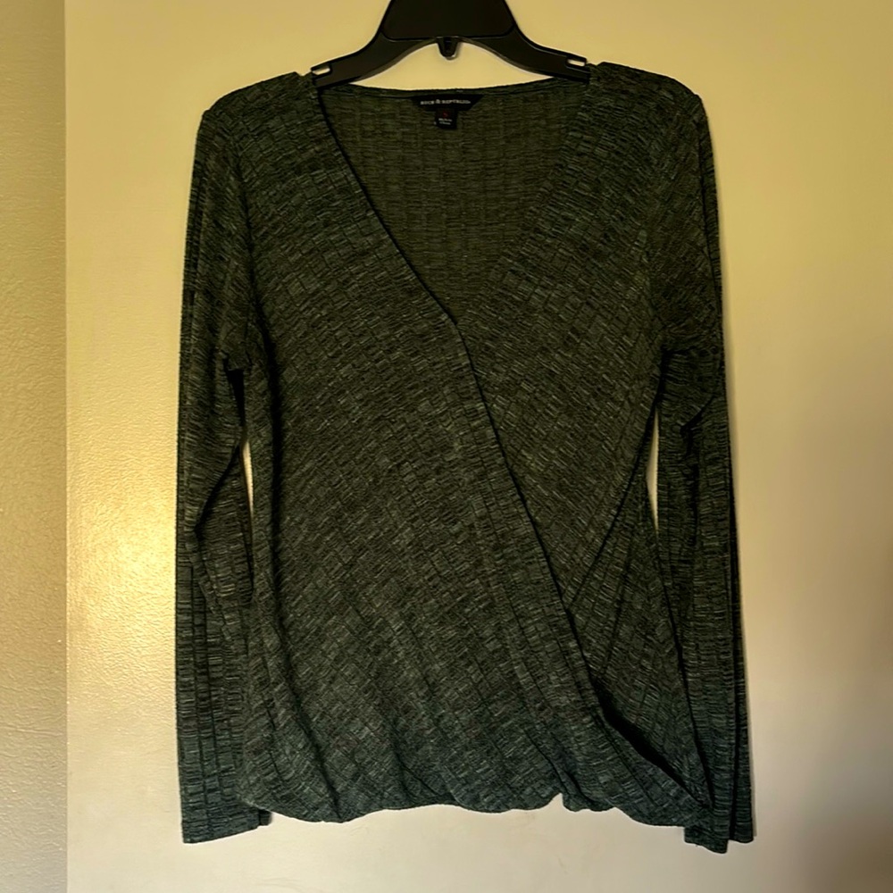 Long sleeve crossbody shirt